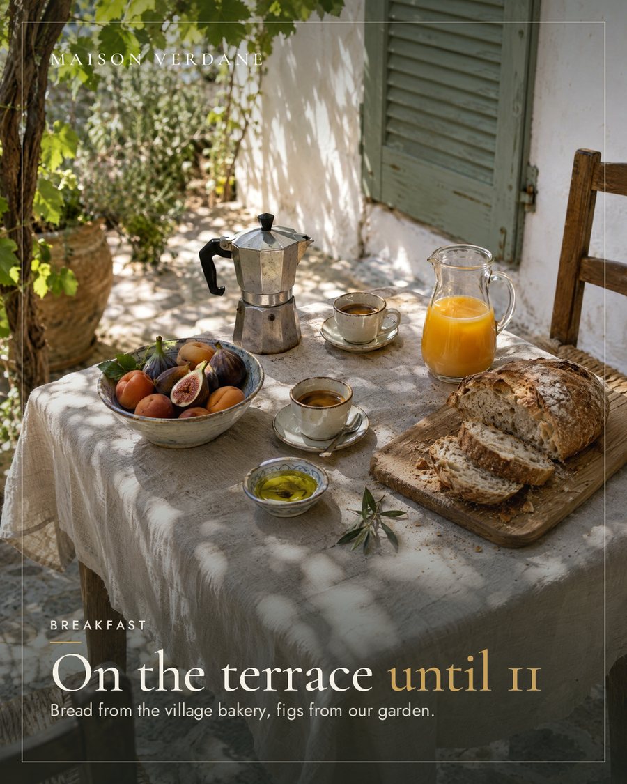 Post in English: On the terrace until 11
