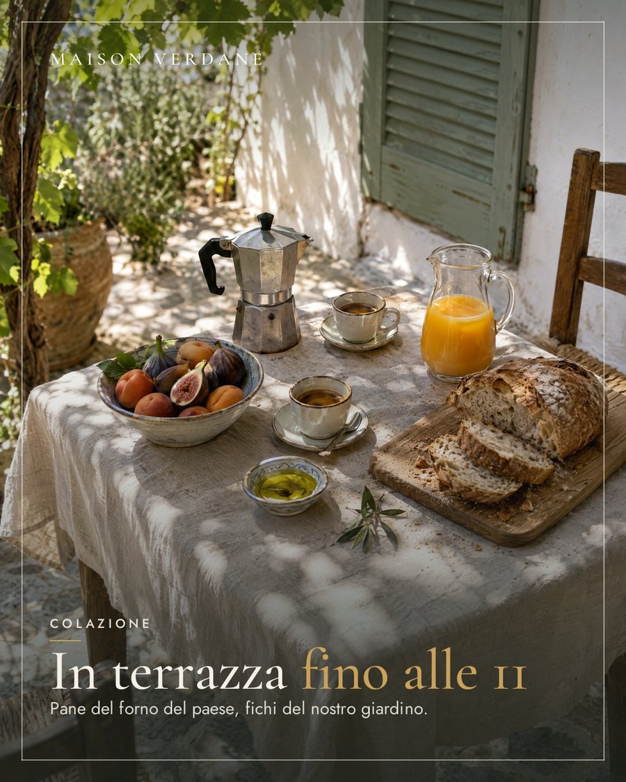 Feed post in Italian: In terrazza fino alle 11